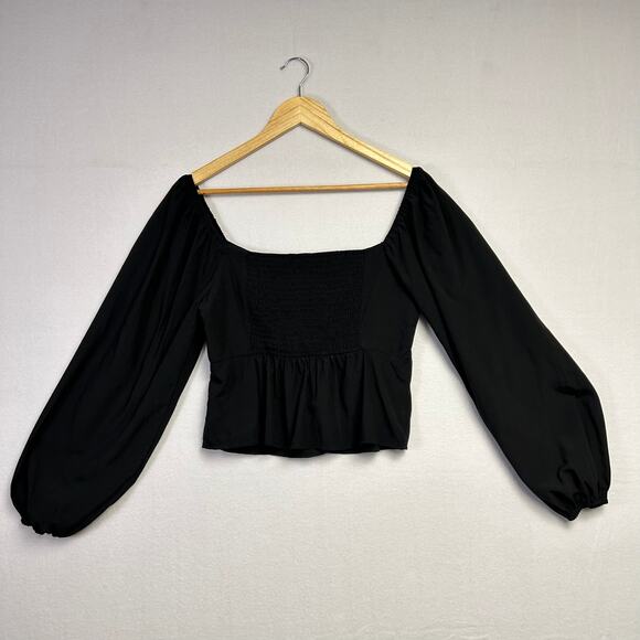 Feminine Romantic Modern Black Long Sleeve Puffed Sleeve Crop Top - Picture 6 of 11